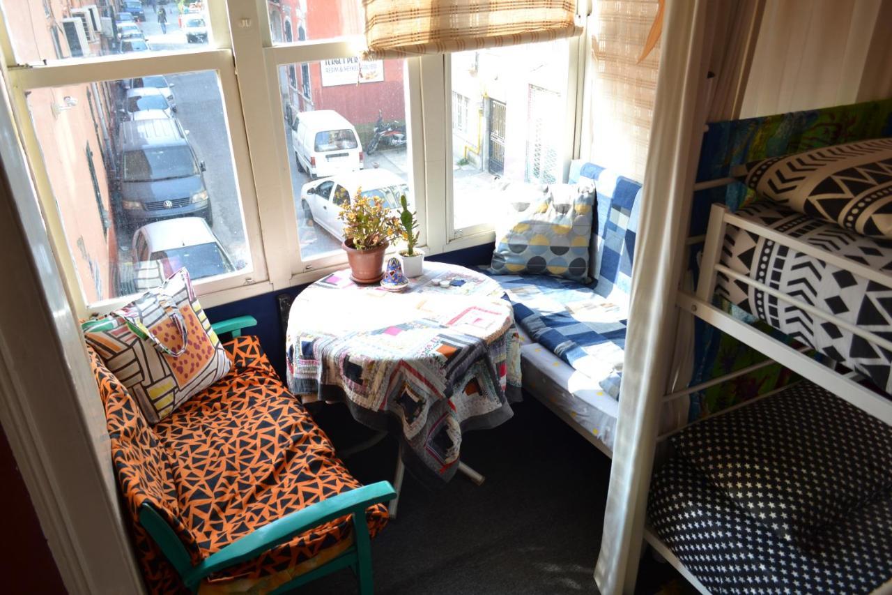 My Happy Home Hostel 伊兹密尔 外观 照片