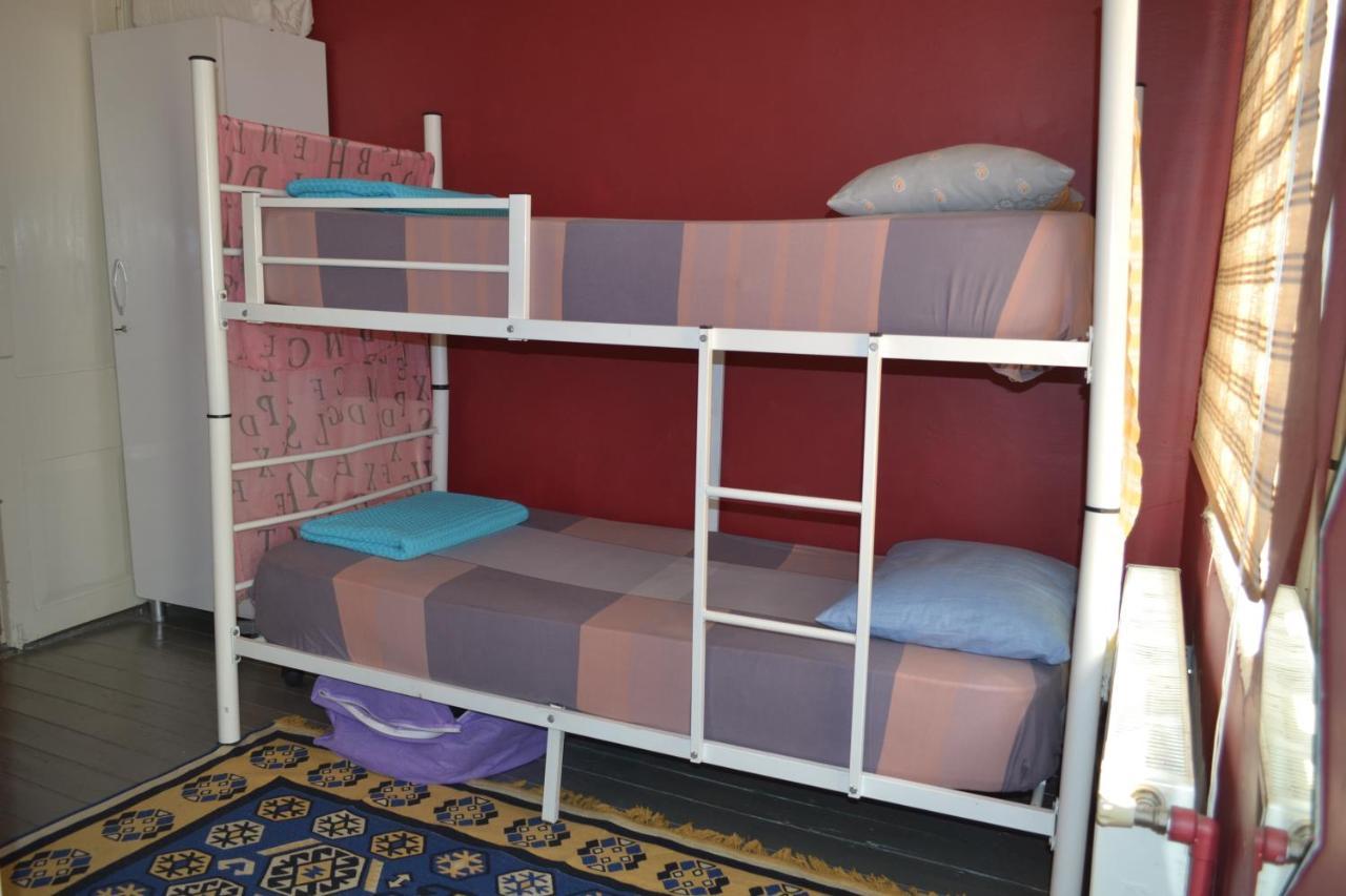 My Happy Home Hostel 伊兹密尔 外观 照片